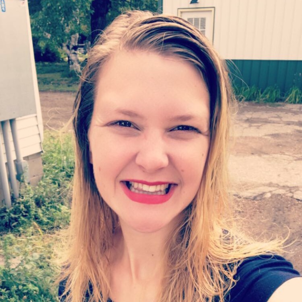 Meet your Posher, Hannah